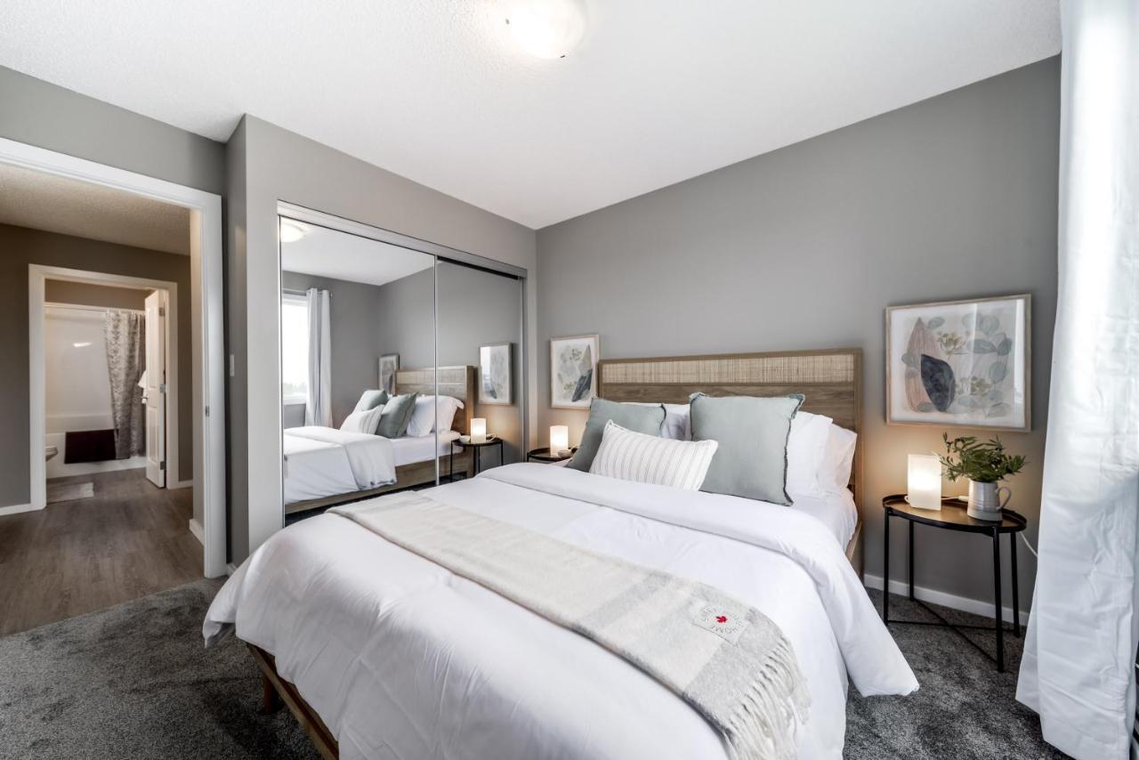 Peaceful Oasis Condo, Ac, Top Floor, Secure Ug Parking, Balcony, King Bed! 埃德蒙顿 外观 照片